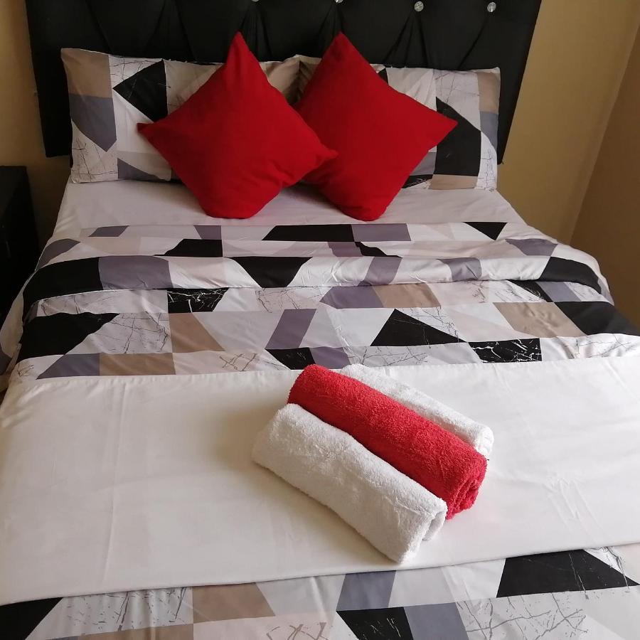 Royal Lodge Witbank Exterior photo